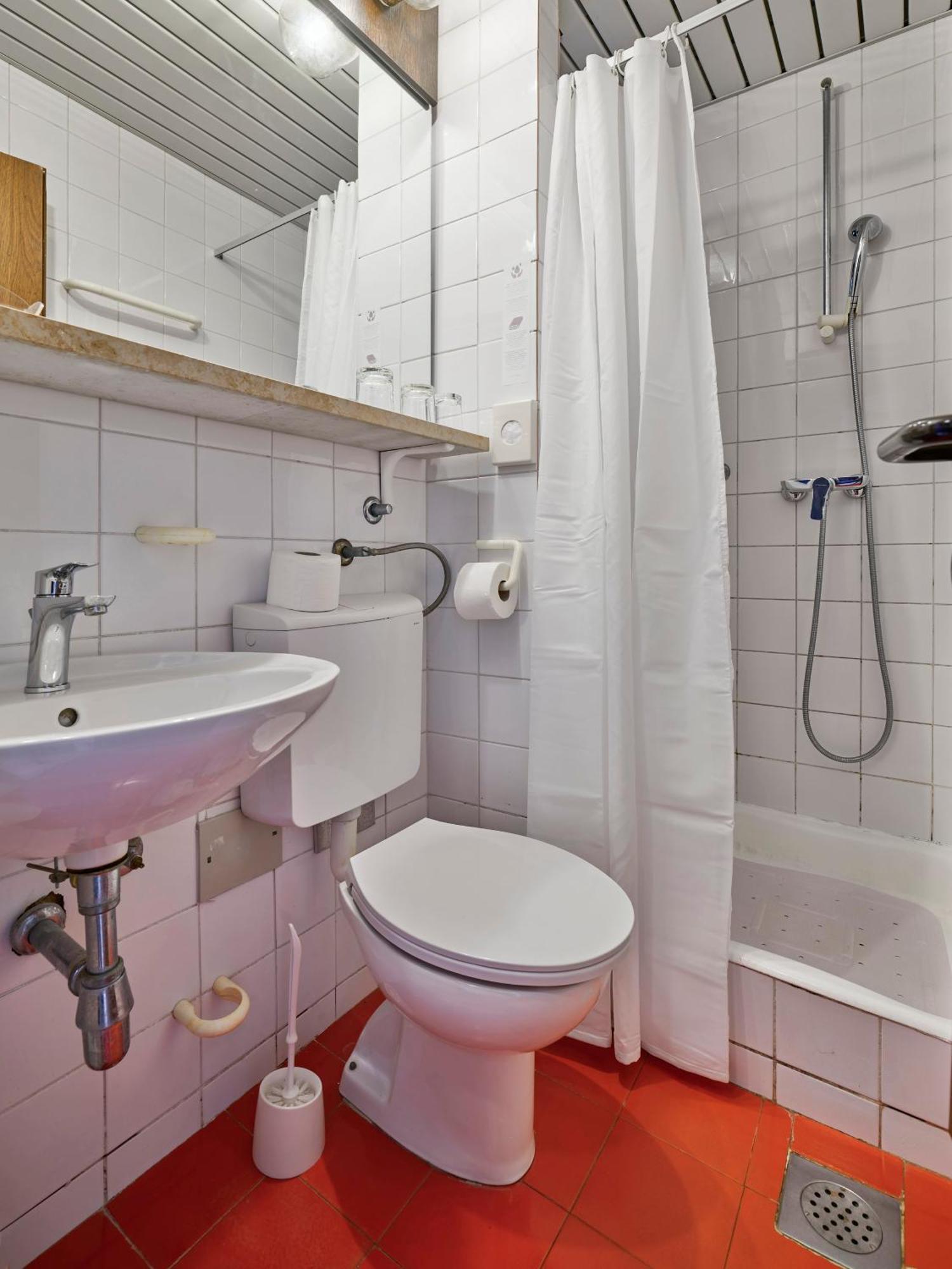 Koversada Rooms เวอร์ซาร์ ภายนอก รูปภาพ